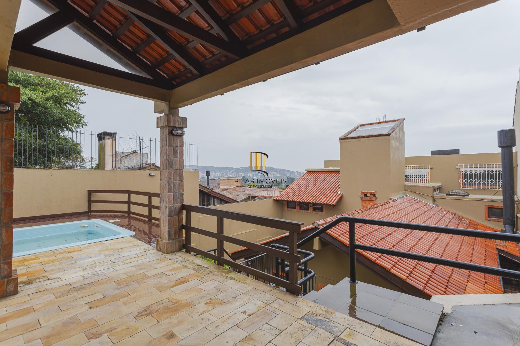 Casa semi-mobiliada na Vila Assunção com vista deslumbrante para o Guaíba e Veleiros do Sul