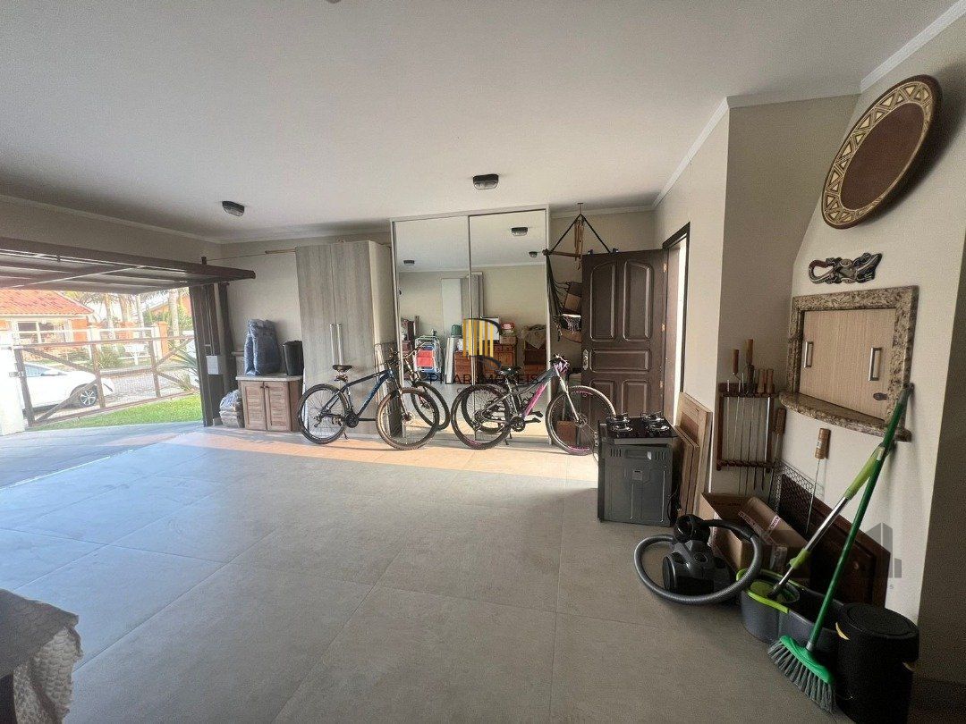 Casa 3 dormitórios no bairro Centro