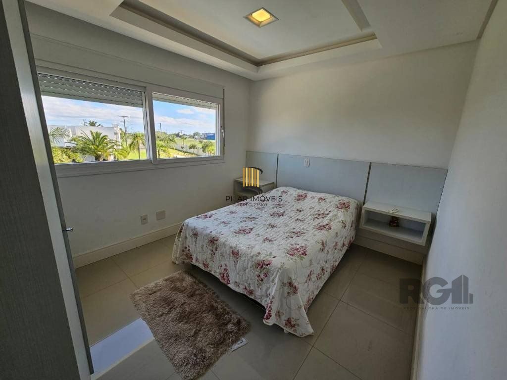 Casa de Condomínio 4 dormitórios no bairro Atlântida Sul