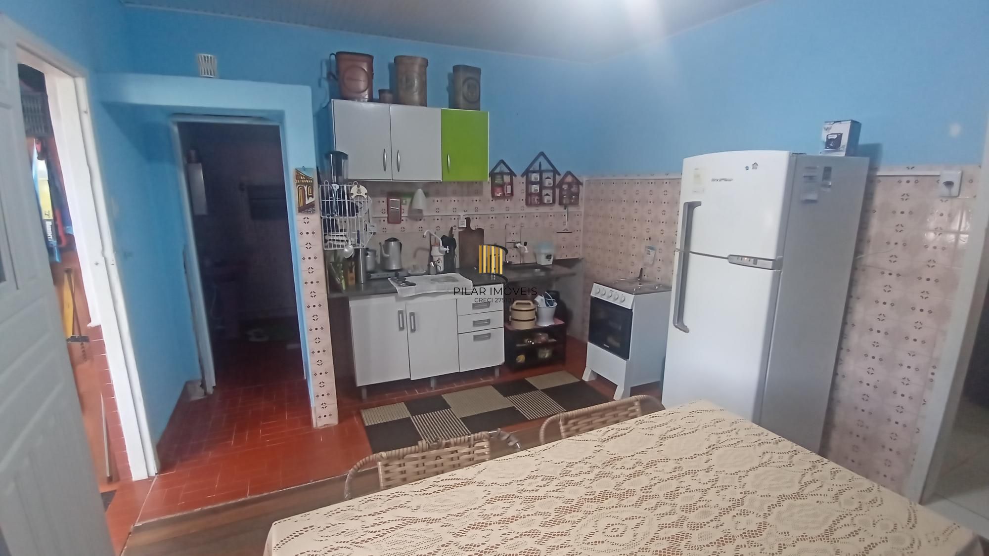 Casa com 2 dormitórios no bairro Glória