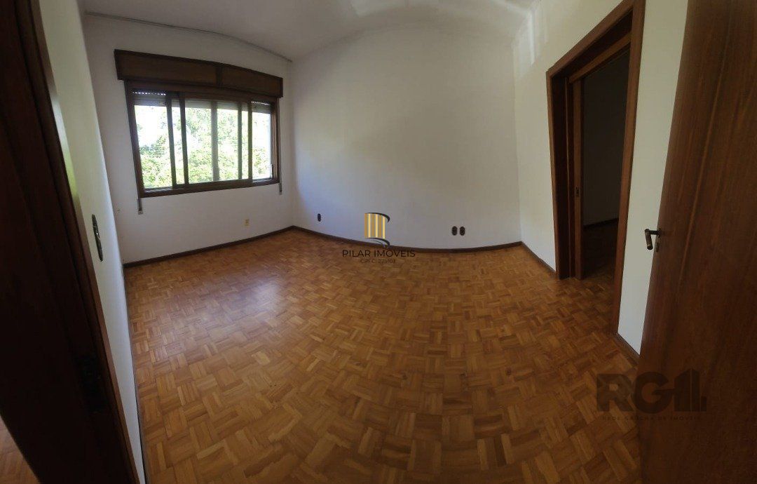 Casa 4 dormitórios no bairro Jardim Sabará