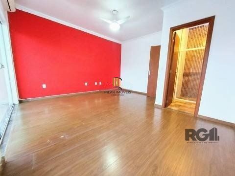 Casa 2 dormitórios no bairro Hípica