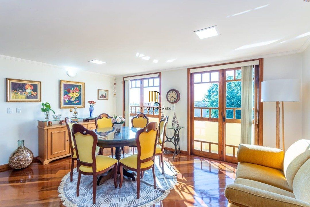 Casa 3 dormitórios no bairro Teresópolis
