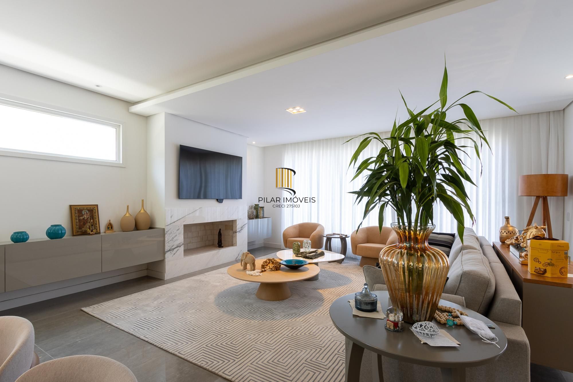 Casa de Condomínio 4 dormitórios no bairro Vila Nova