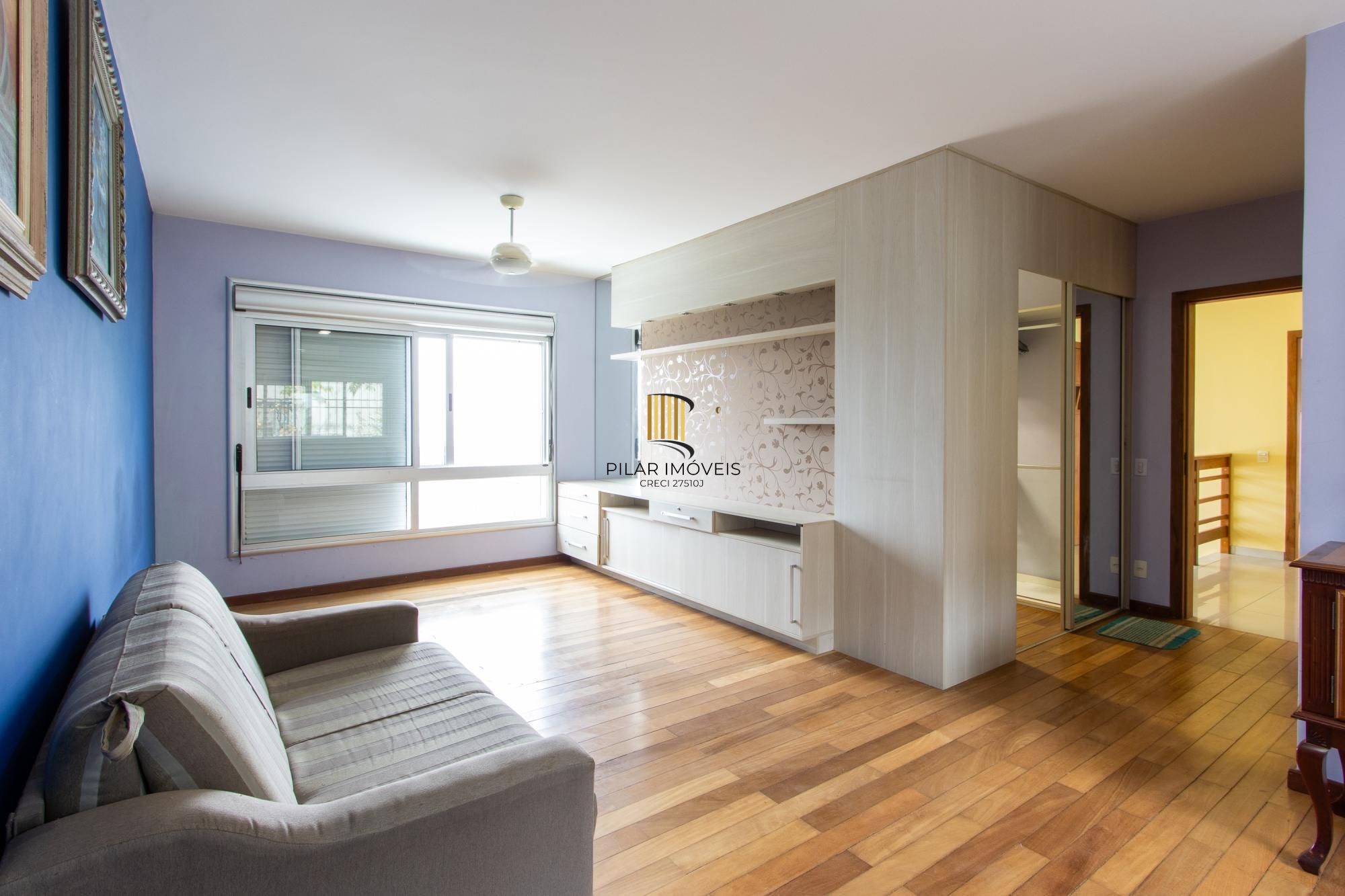 Casa para Venda - 470m², 3 dormitórios, sendo 1 suites, 6 vagas - Nonoai