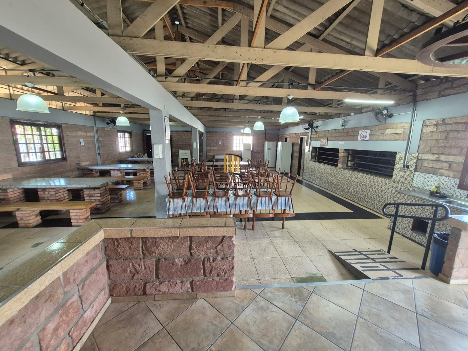 Apartamento com 2 dormitórios 2 Andar