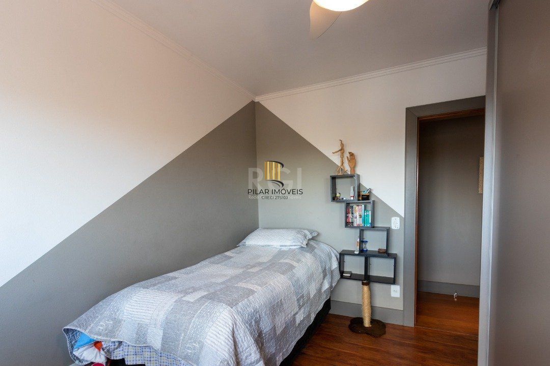 Cobertura para Venda - 234.17m², 3 dormitórios, sendo 1 suites, 2 vagas - Cristal