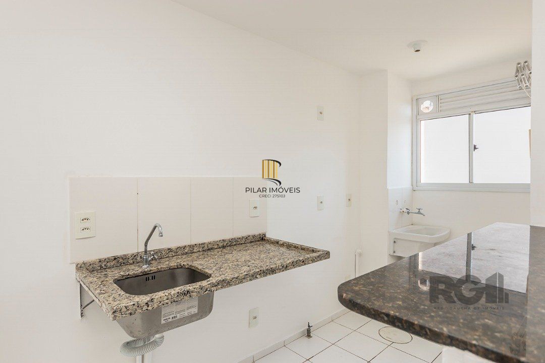 Apartamento  com 2 quartos e 1 banheiro no total