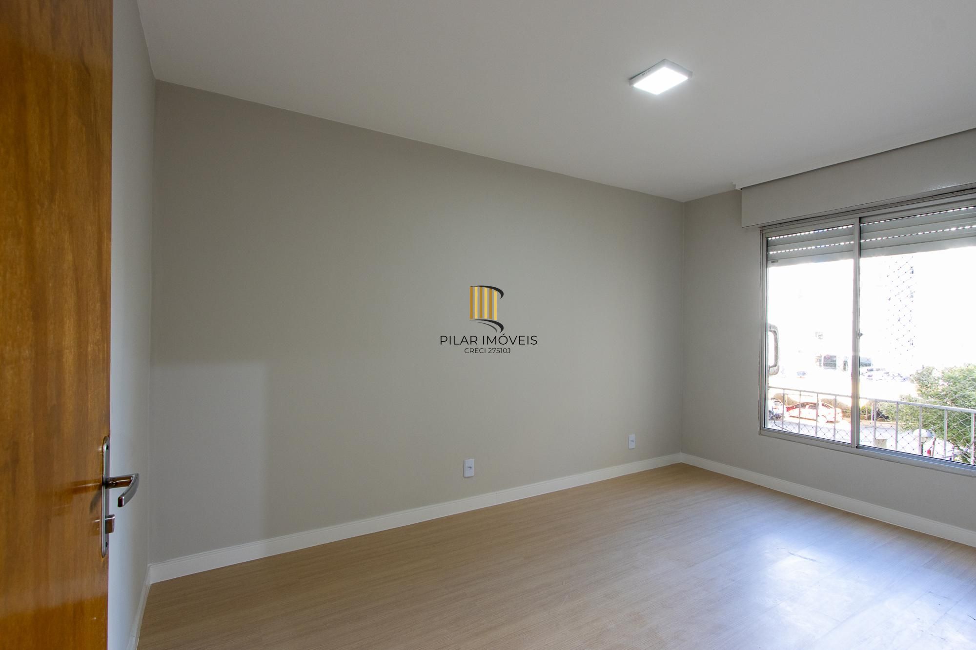 APARTAMENTO 2 DORMITÓRIOS, REFORMADO - BAIRRO TRISTEZA