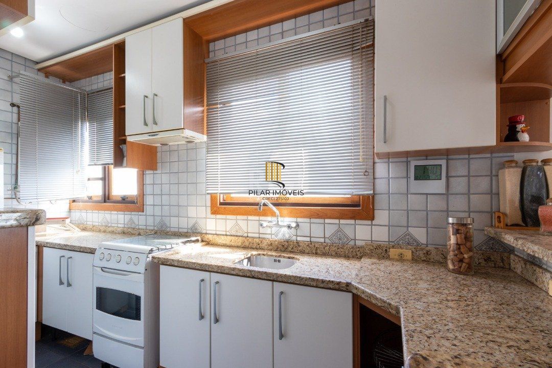 Cobertura para Venda - 157.05m², 2 dormitórios, 2 vagas - Tristeza