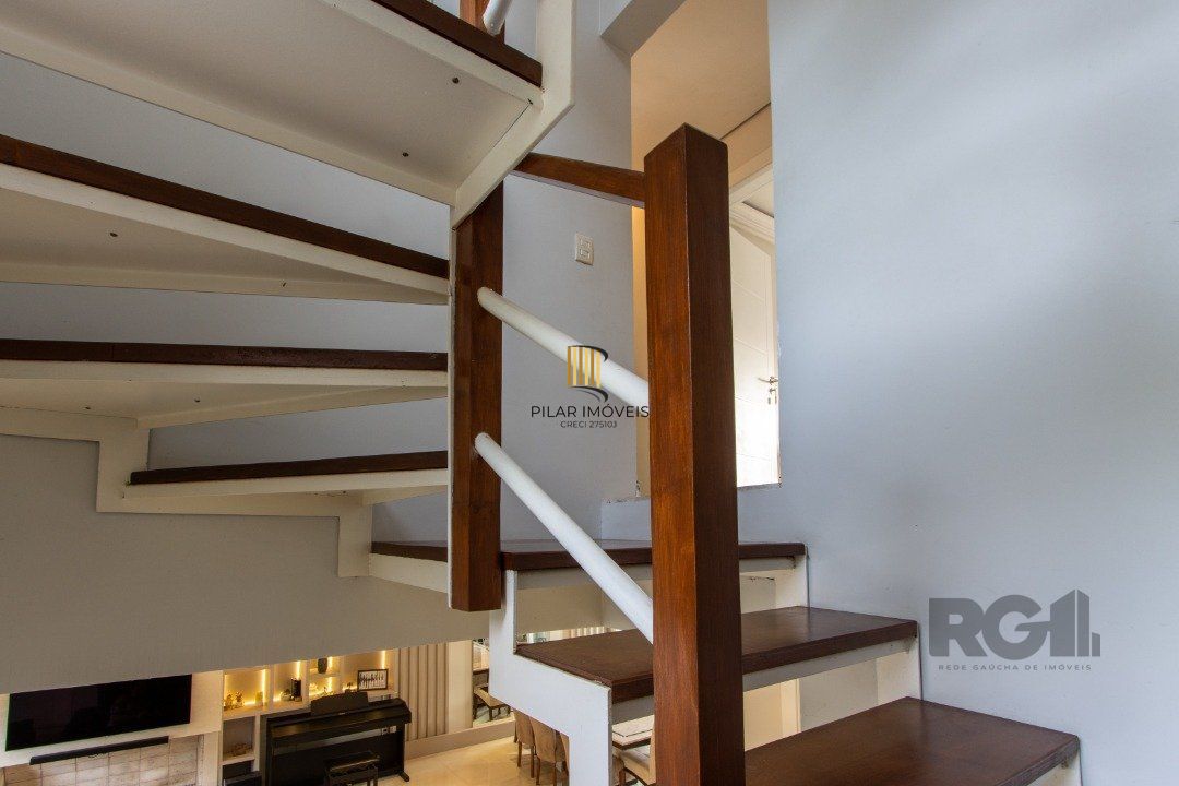 Casa à Venda no Guarujá - Porto Alegre