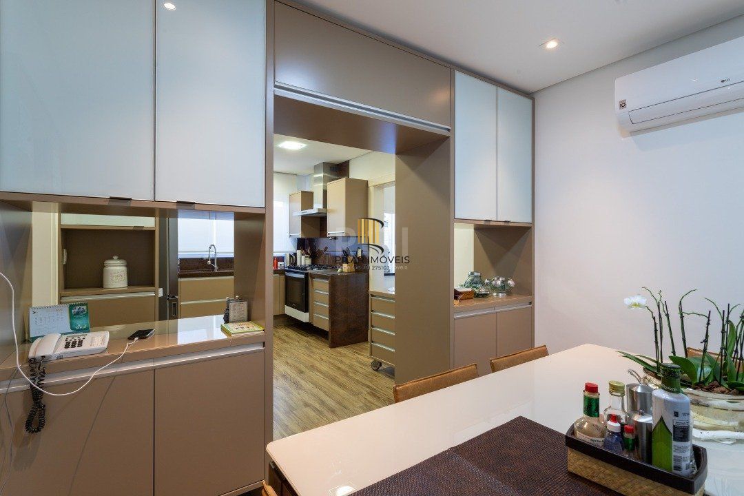 Casa Condominio para Venda - 587m², 4 dormitórios, sendo 4 suites, 10 vagas - Terra Ville