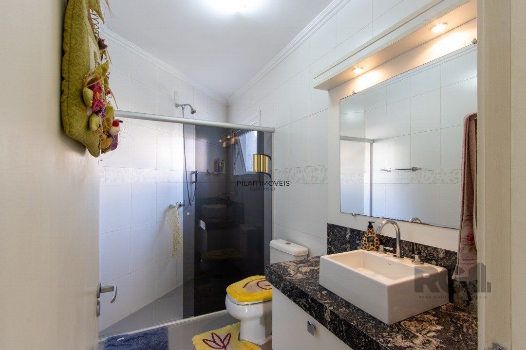 Casa de Condomínio 3 dormitórios no bairro Vila Nova