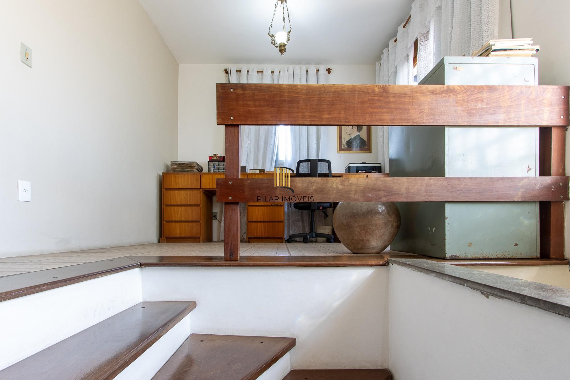 Casa 3 dormitórios no bairro Tristeza