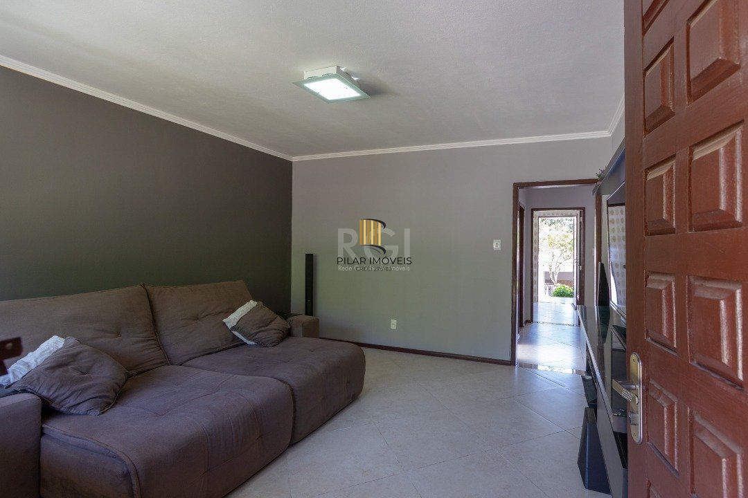 Casa para Venda - 110m², 2 dormitórios, sendo 1 suíte, 3 vagas - Espirito Santo