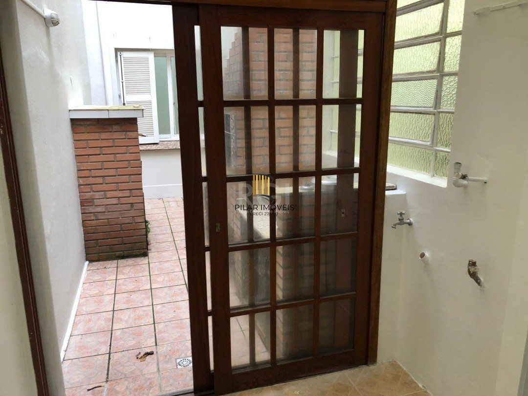 Apartamento para Venda - 77m², 3 dormitórios, Petrópolis