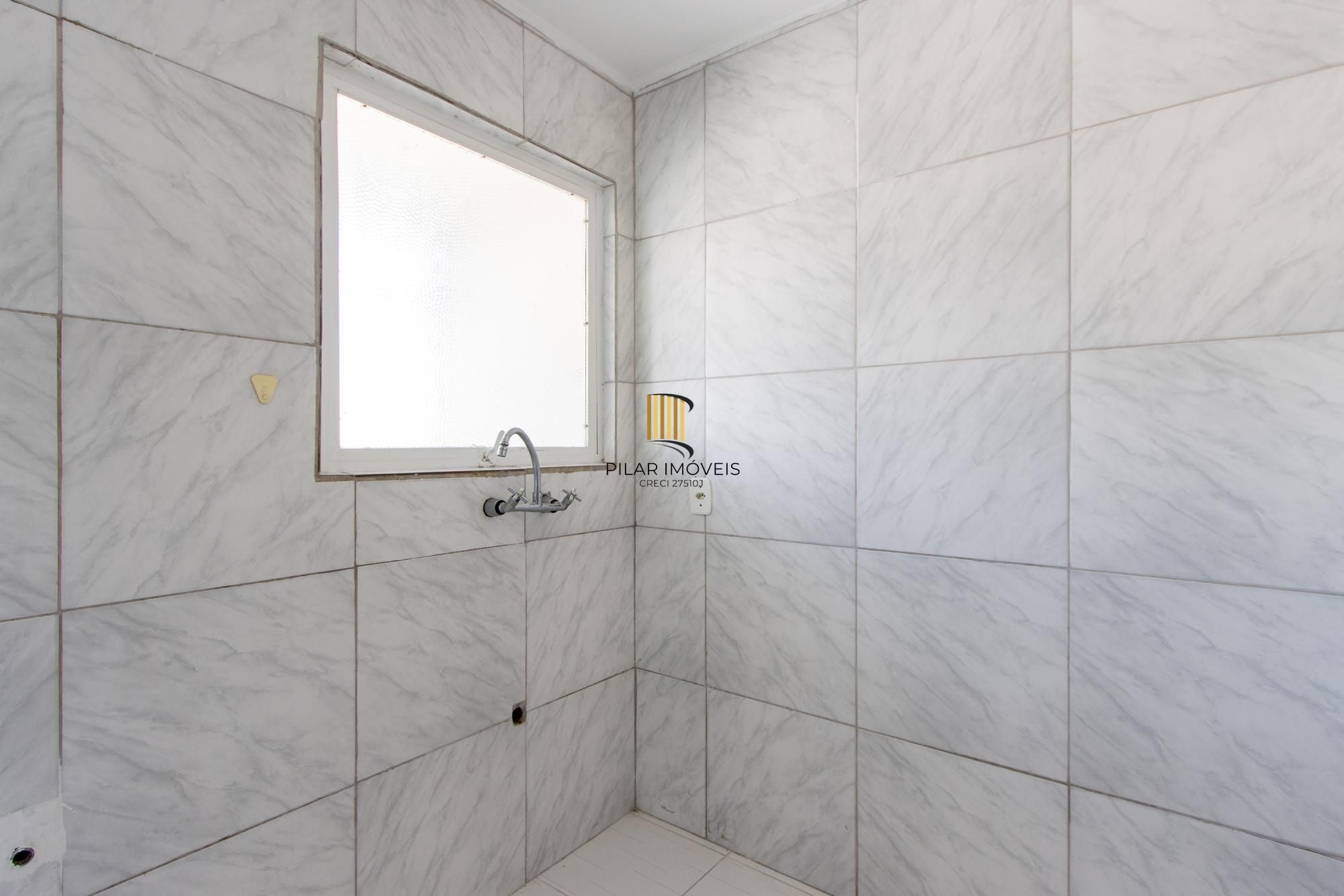Apartamento de 02 dormitórios, banheiro social e lavabo. Vista panorâmica, cozinha ampla e área de serviço  ampla.