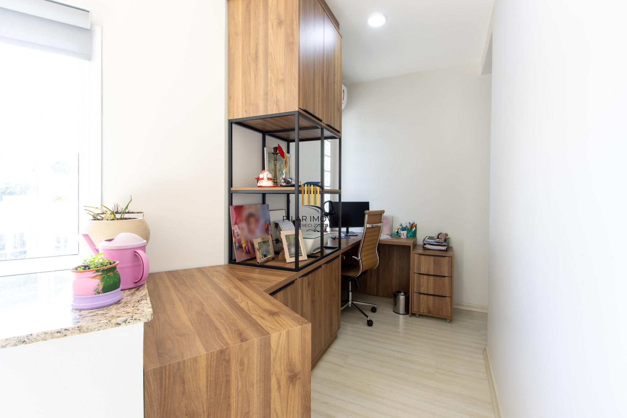 Casa de Condomínio 3 dormitórios no bairro Hípica