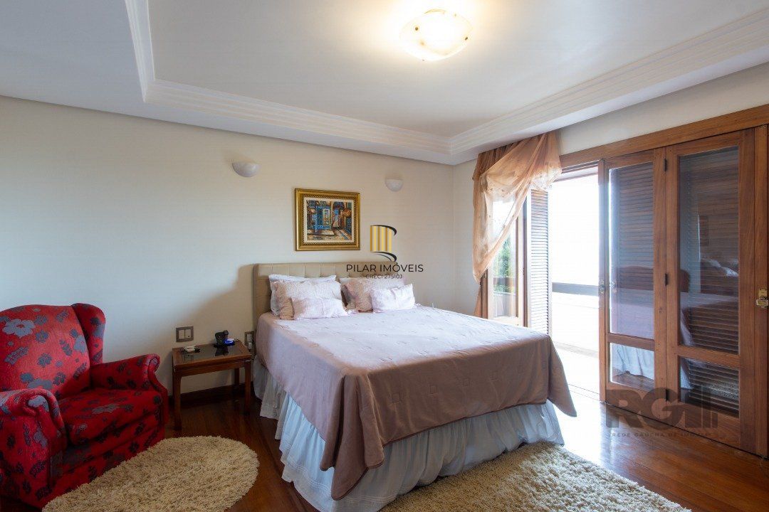 Casa para Venda com 4 dormitórios, sendo 2 suites e 4 vagas no bairro Jardim Isabel