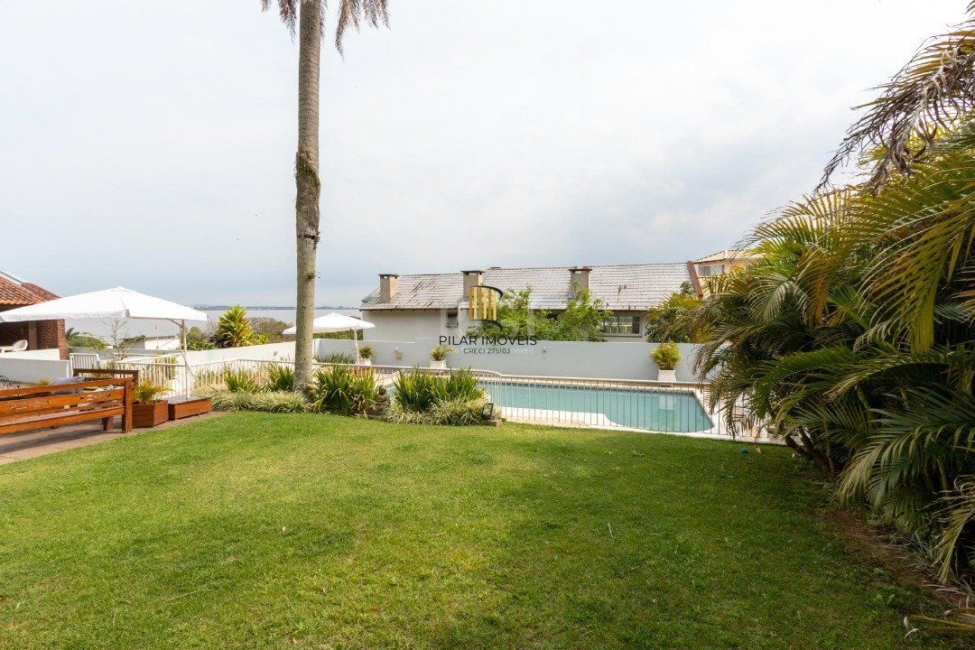 Casa para Venda - 312m², 5 dormitórios, sendo 3 suites, 6 vagas - Vila Conceição
