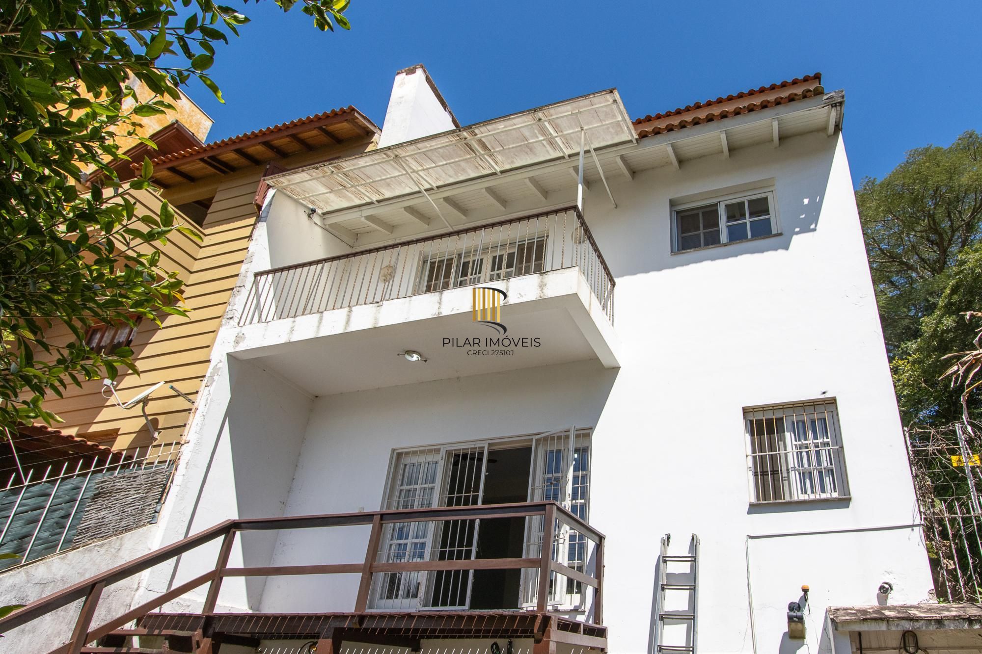 Casa à venda no Altos do Ipê no Bairro Espirito Santo.