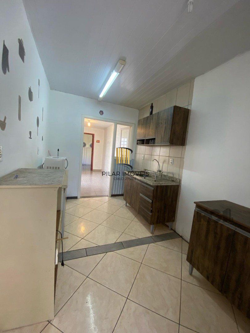 Casa 3 dormitórios no bairro Hípica
