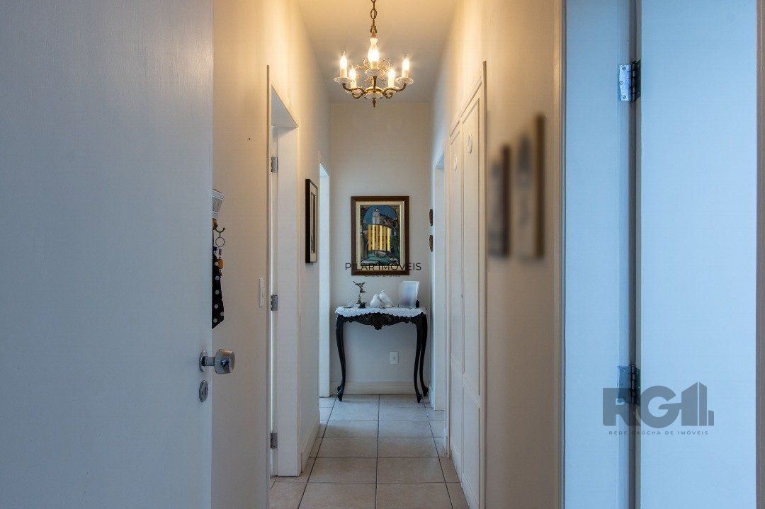 Casa 3 dormitórios no bairro Três Figueiras
