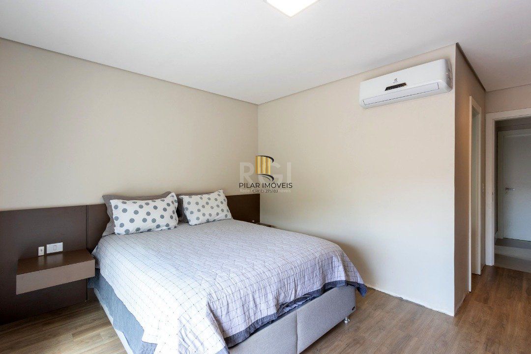 Apartamento para Venda - 163m², 3 dormitórios, sendo 3 suites, 3 vagas - Cristal
