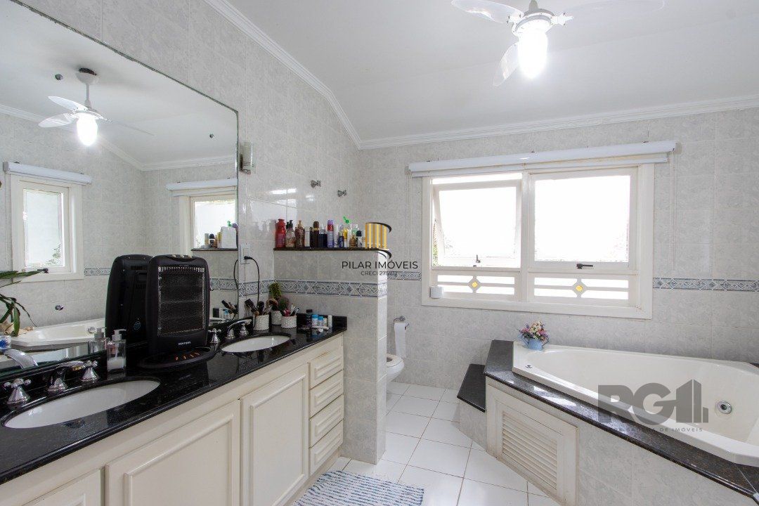 Casa para Venda - 167.4m², 4 dormitórios, sendo 2 suites, Ipanema