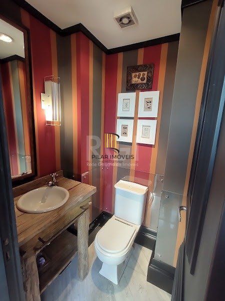 Cobertura para Venda - 153.93m², 3 dormitórios, sendo 1 suites, 1 vaga - Tristeza