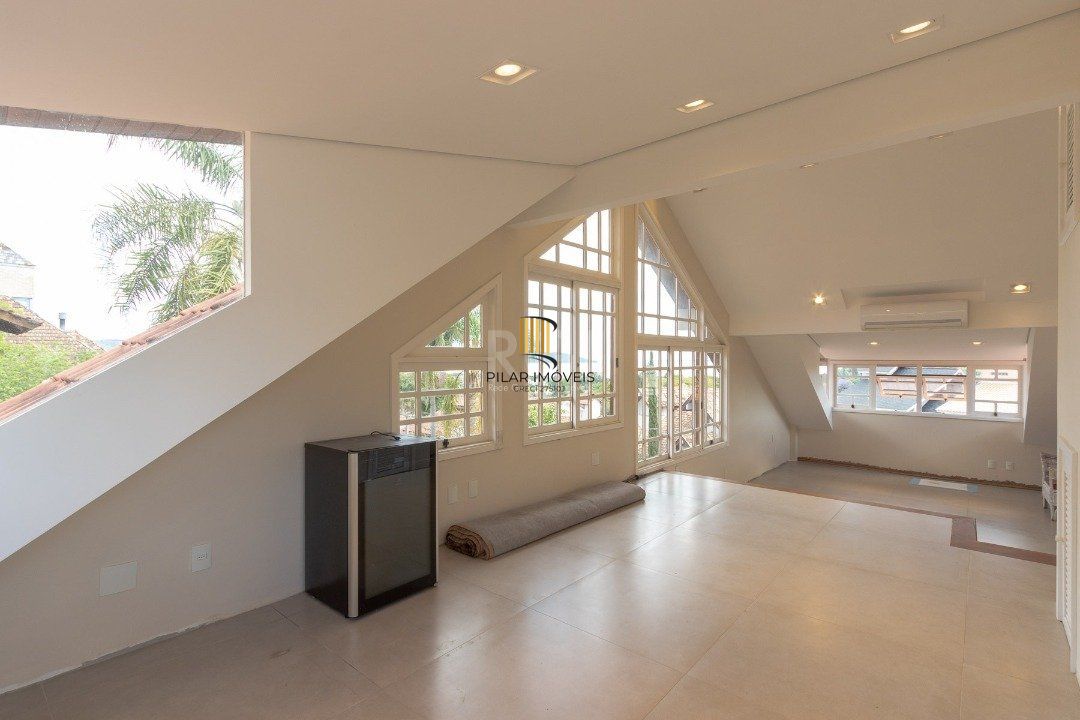 Casa Condominio para Venda - 210.69m², 3 dormitórios, sendo 2 suites, 4 vagas - Jardim Isabel