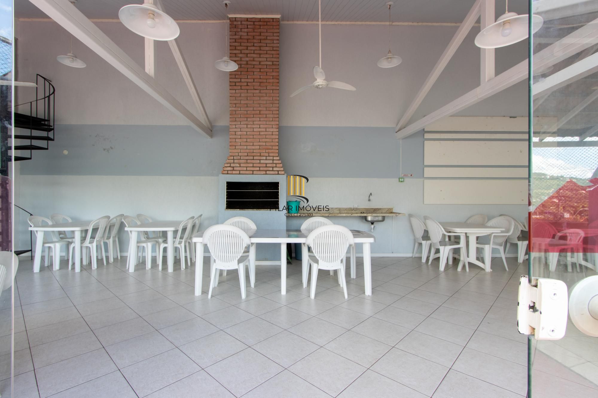 Casa de Condomínio 3 dormitórios no bairro Vila Nova