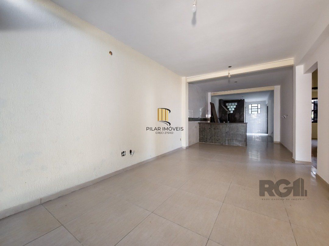 Casa com 3 quartos, suite, pátio - Bairro Espírito Santo - Potro Alegre (RS)