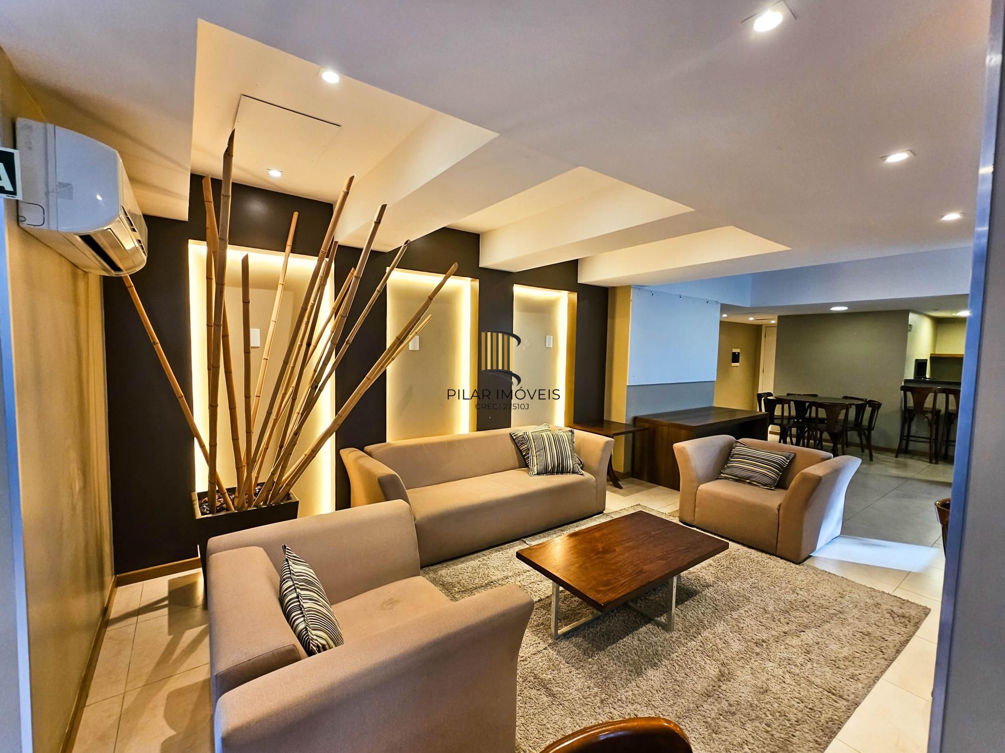Apartamento de 2 quartos, com suíte, churrasqueira, vaga escruturada, infra completa, na zona sul.