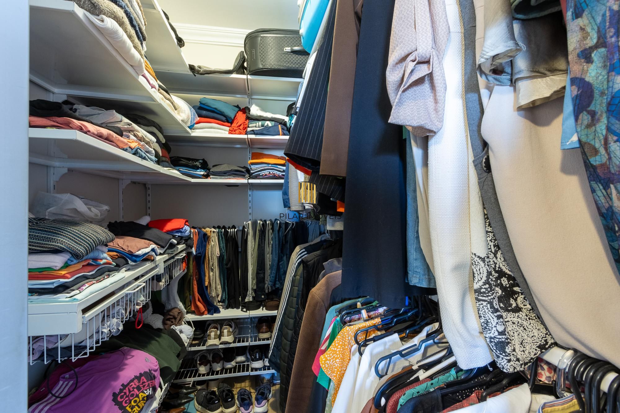 LINDA CASA NA HÍPICA