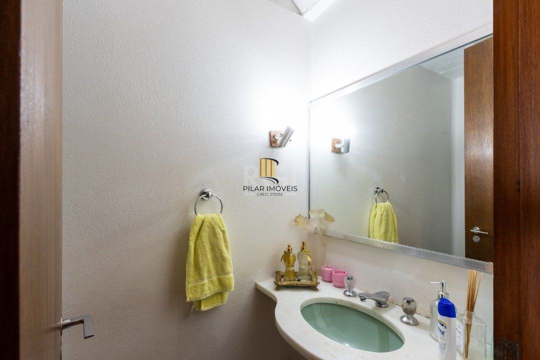 Casa 3 dormitórios no bairro Vila Assunção