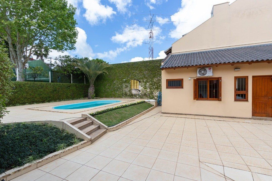 Casa para Venda - 358.78m², 3 dormitórios, sendo 1 suites, 3 vagas - Jardim Isabel