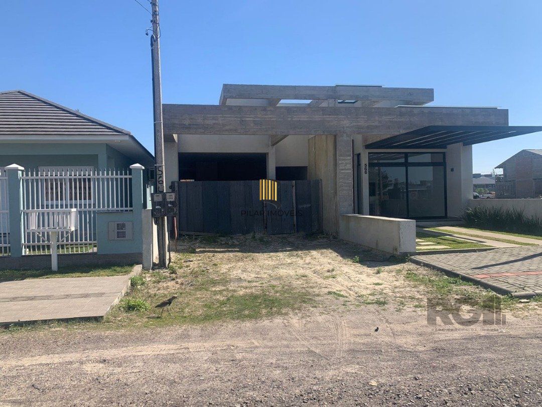 Casa 3 dormitórios no bairro Praia da Conceição
