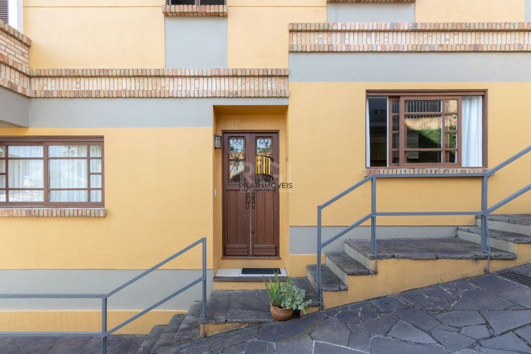 Casa Condominio para Venda - 210.69m², 3 dormitórios, sendo 2 suites, 4 vagas - Jardim Isabel