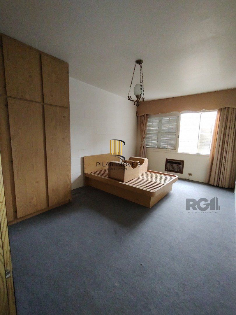 Apartamento, 2 quartos, 1 vaga escriturada, elevador - Bairro Bom Fim