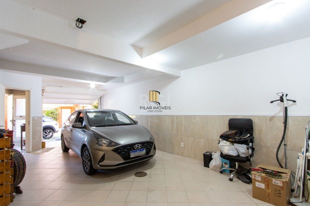 Casa de Condomínio 4 dormitórios no bairro Vila Assunção
