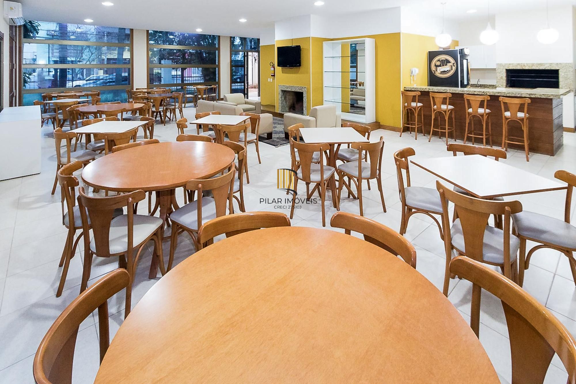 Apartamento 3 quartos, 139,64m² privativos, 2 vagas - Bairro Menino Deus