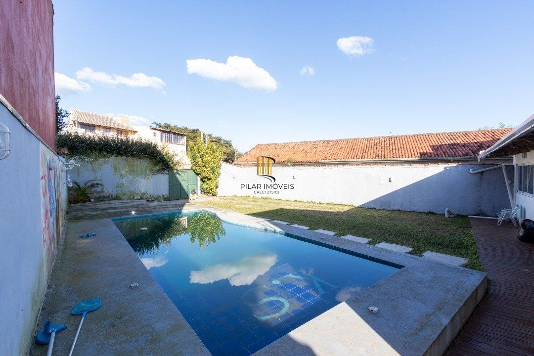 Casa para Venda - 120m², 4 dormitórios, sendo 1 suites, 3 vagas - Serraria