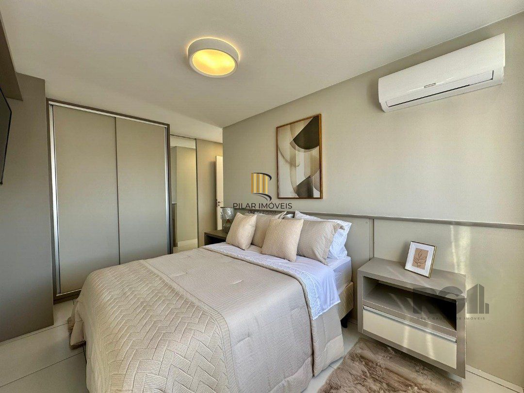 Apartamento 2 dormitórios no bairro Zona Nova