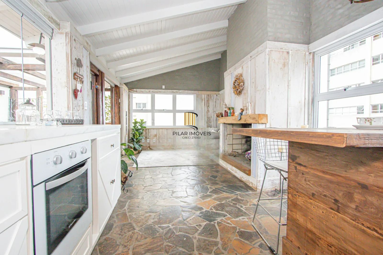 Apartamento garden 2 dormitórios 1 suíte no bairro Moinhos de Vento