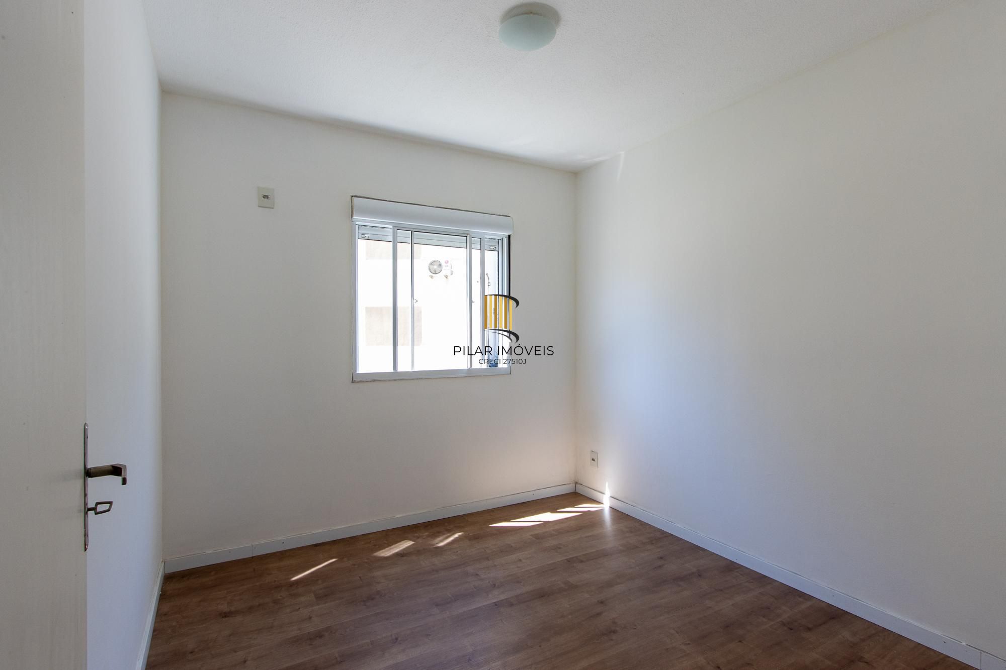 Apartamento de 2 dormitórios térreo