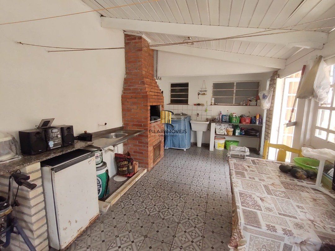 Casa para Venda - 200m², 4 dormitórios, sendo 1 suites, 3 vagas - Ipanema
