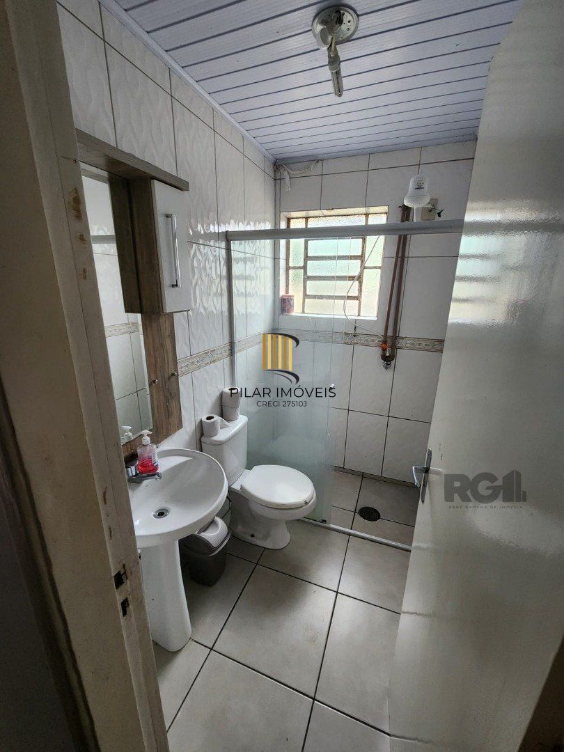 Casa de Condomínio 3 dormitórios no bairro Cristal
