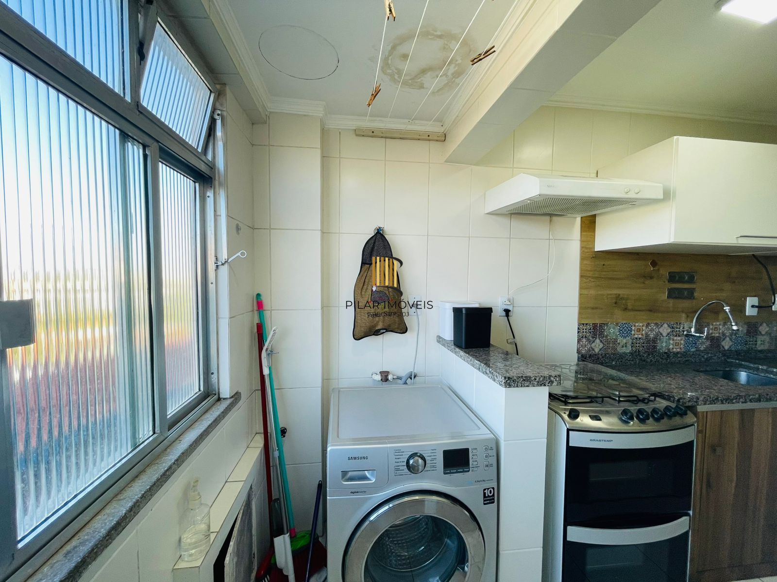 Apartamento de 2 dormitórios no Cristal