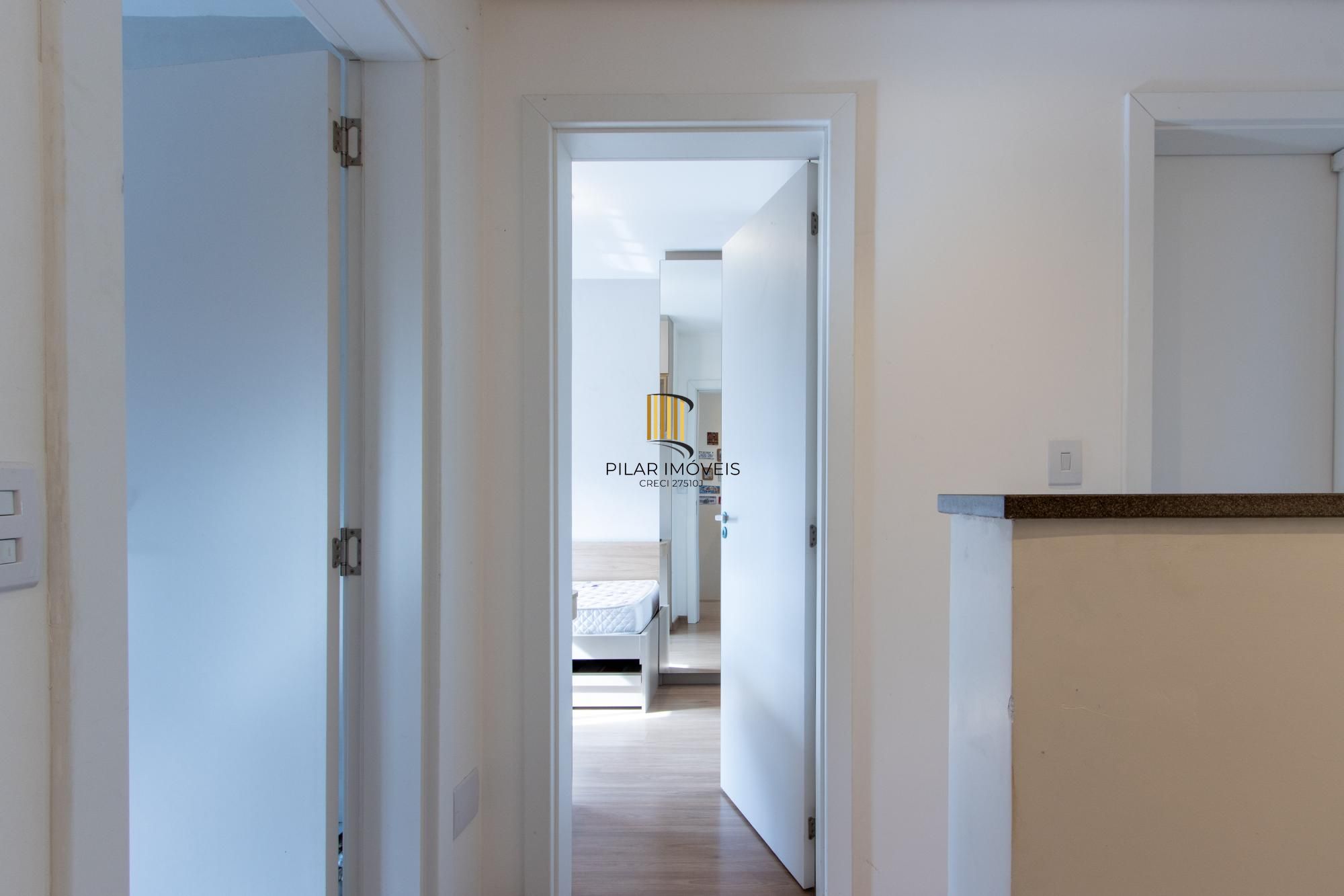 Sobrado para Venda - 95,16m², 3 dormitórios, sendo 1 suites, 2 vagas - Hípica